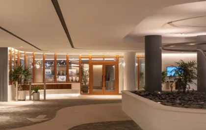 Avara exterior entry